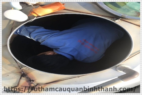 Gọi dịch vụ vệ sinh bồn nước inox tại TPHCM