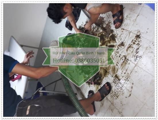 Hệ thống ống tho&aacute;t kh&iacute; bồn cầu chưa thật sự đ&uacute;ng