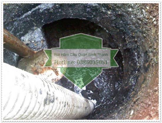 Hệ thống ống thoát nước bị nghẹt gây bốc mùi hôi