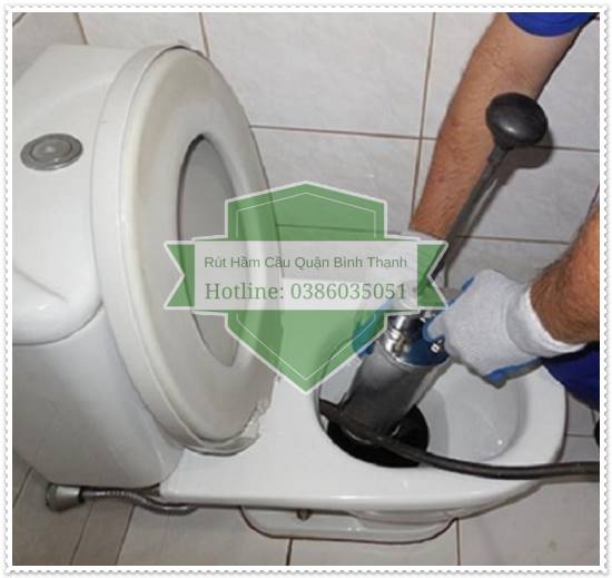 Pittong tạo ra áp lực hiệu quả khi thông bồn cầu